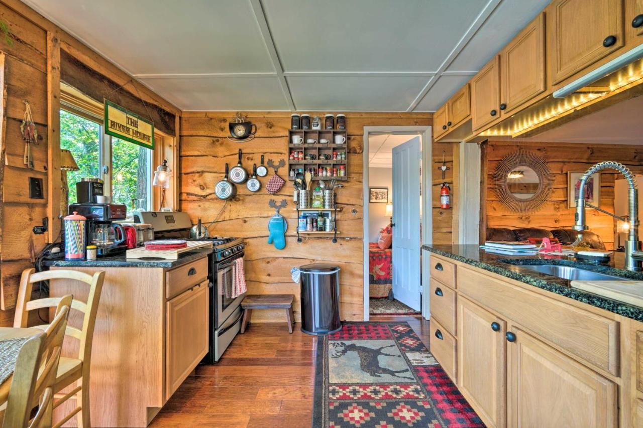 Adirondack Mountains Cottage Near Gore Mountain! Warrensburg Exterior photo