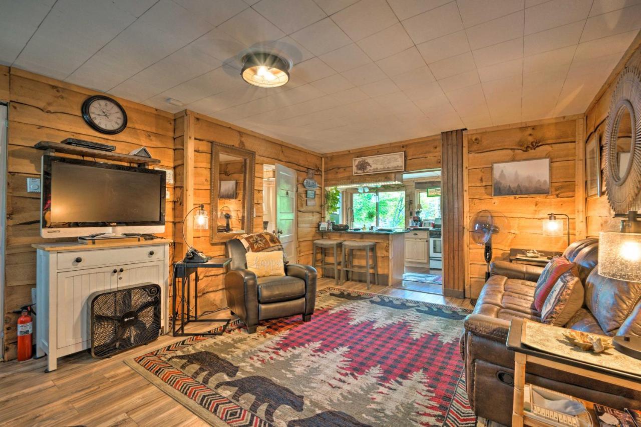 Adirondack Mountains Cottage Near Gore Mountain! Warrensburg Exterior photo